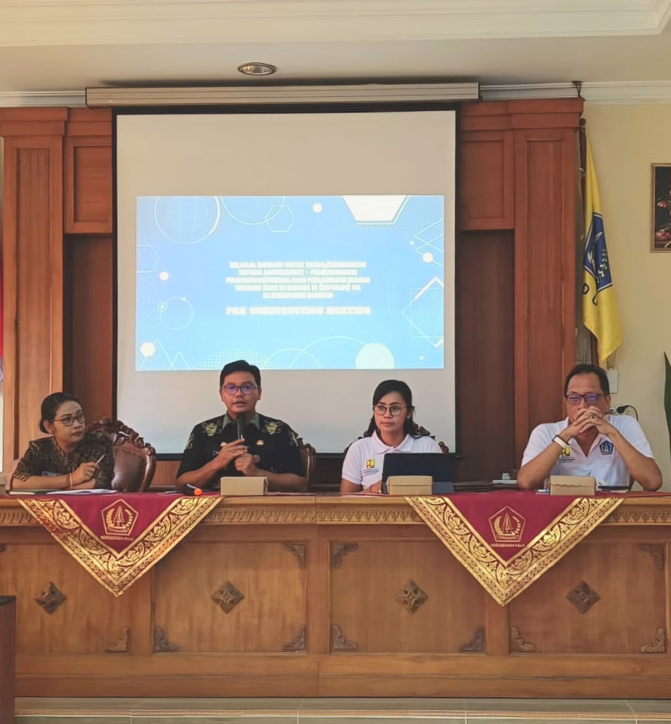 Tuntaskan Kawasan Kumuh di Lingkungan Surya Bhuana, Dinas Perumahan Rakyat dan Kawasan Permukiman Laksanakan Pre Construction Meeting (PCM) di Kantor Lurah Kerobokan Kaja